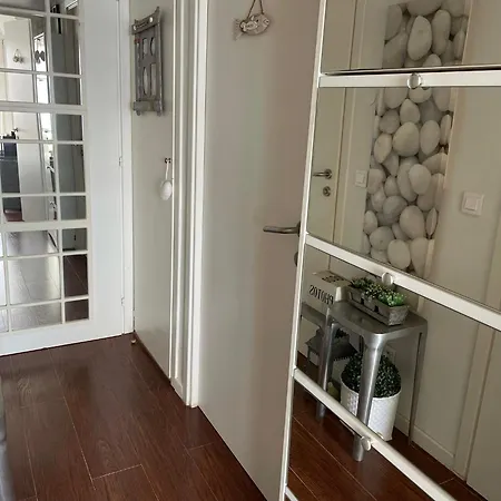 Face Apartment *